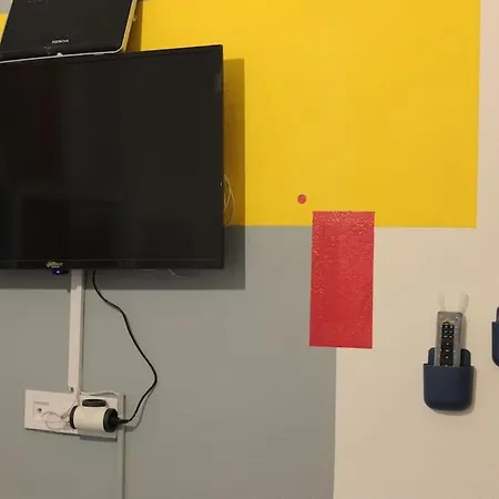 Apartmán Modern Urban Host With Private Courtyard Soluň