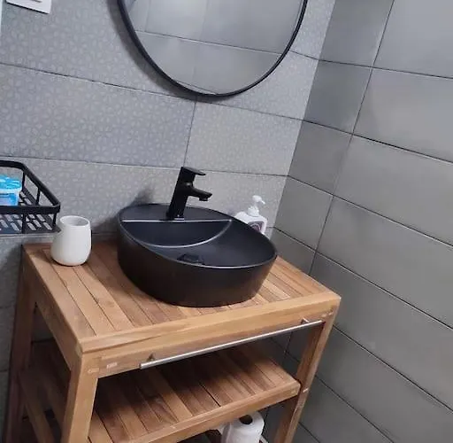 Apartamento Modern Urban Host With Private Courtyard *