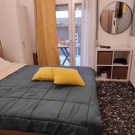 Apartamento Modern Urban Host With Private Courtyard