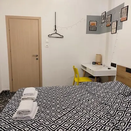 Modern Urban Host With Private Courtyard شقة